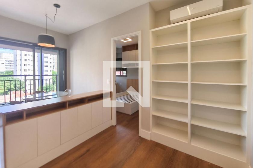Apartamento à Venda - Cambuí, 1 Quarto,  43 m2 em , Campinas - sp | SoloBR