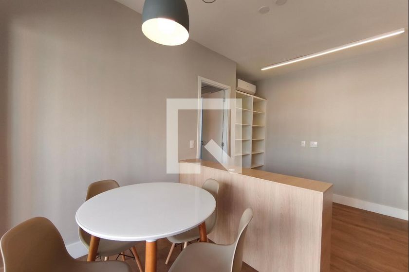 Apartamento à Venda - Cambuí, 1 Quarto,  43 m2 em , Campinas - sp | SoloBR