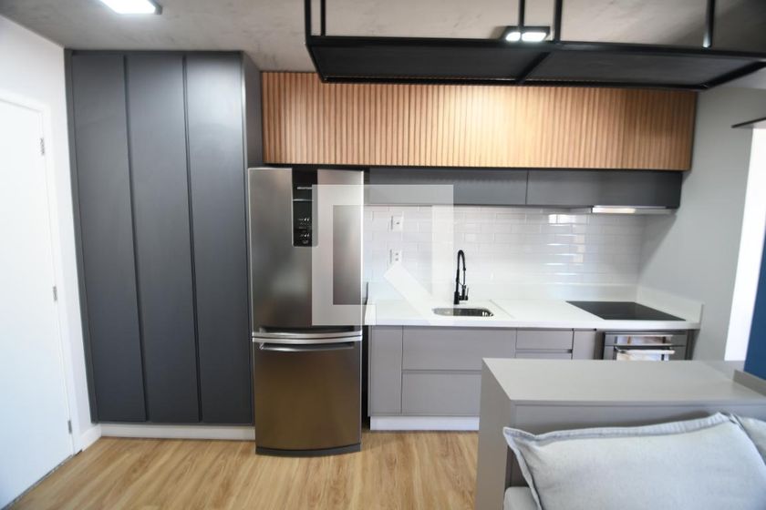 Casa à Venda - Cambuí, 1 Quarto,  40 m2 em , Campinas - sp | SoloBR