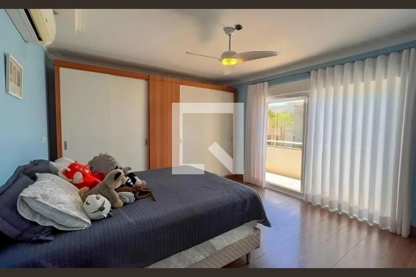 Casa à Venda - Lot. Alphaville Campinas, 3 Quartos,  580 m2 em , Campinas - sp | SoloBR