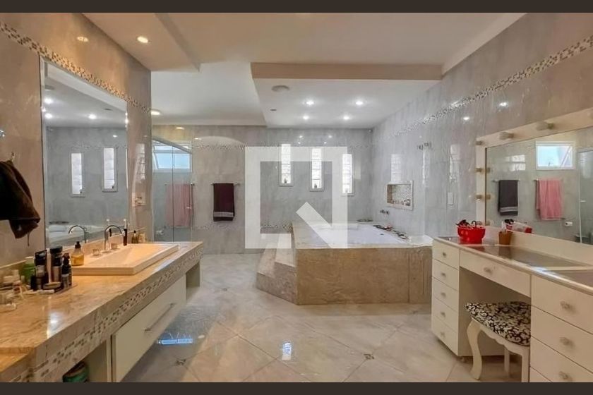 Casa à Venda - Lot. Alphaville Campinas, 3 Quartos,  580 m2 em , Campinas - sp | SoloBR