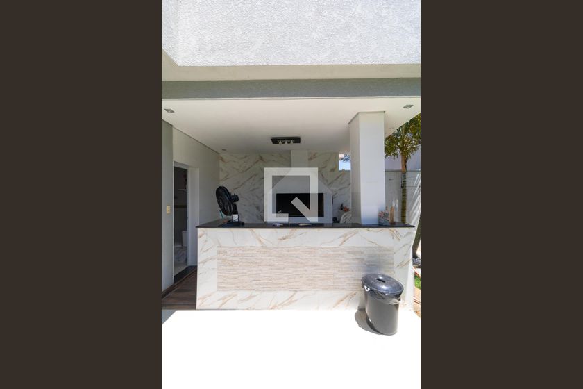 Casa à Venda - Swiss Park, 4 Quartos,  330 m2 em , Campinas - sp | SoloBR