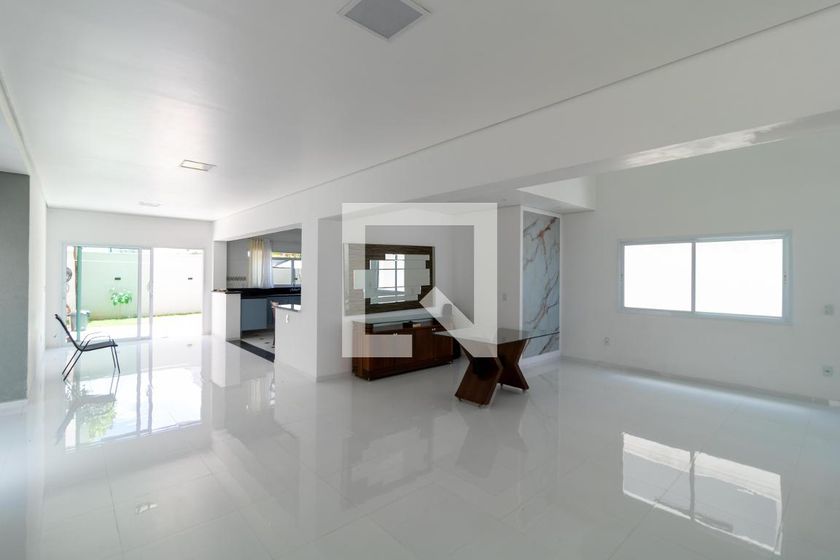 Casa à Venda - Swiss Park, 4 Quartos,  330 m2 em , Campinas - sp | SoloBR