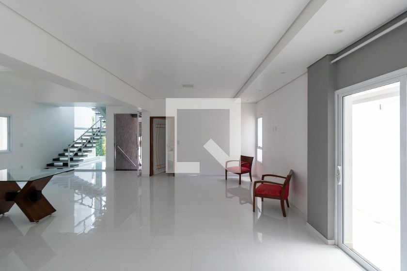 Casa à Venda - Swiss Park, 4 Quartos,  330 m2 em , Campinas - sp | SoloBR