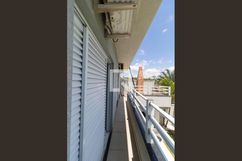 Casa à Venda - Swiss Park, 4 Quartos,  330 m2 em , Campinas - sp | SoloBR