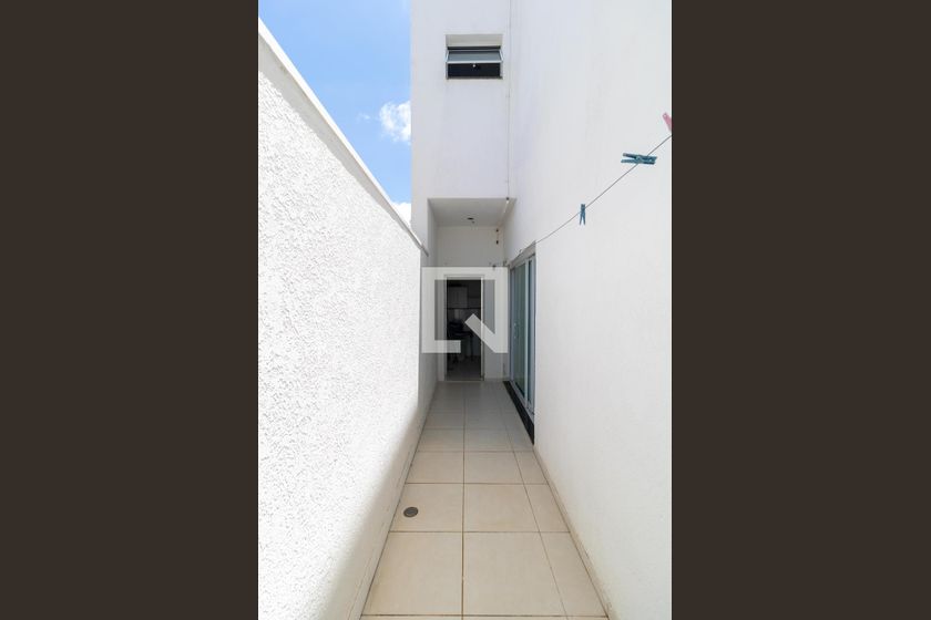 Casa à Venda - Swiss Park, 4 Quartos,  330 m2 em , Campinas - sp | SoloBR