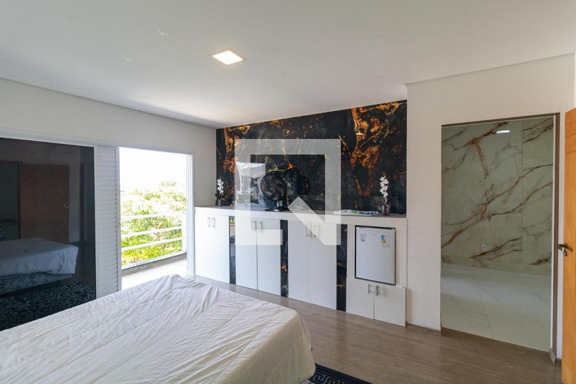 Casa à Venda - Swiss Park, 4 Quartos,  330 m2 em , Campinas - sp | SoloBR