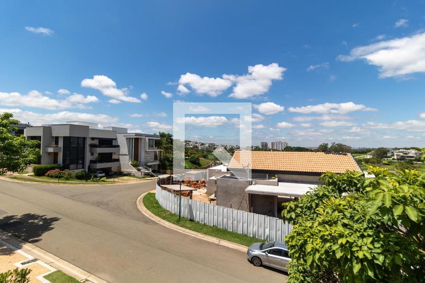 Casa à Venda - Swiss Park, 4 Quartos,  330 m2 em , Campinas - sp | SoloBR