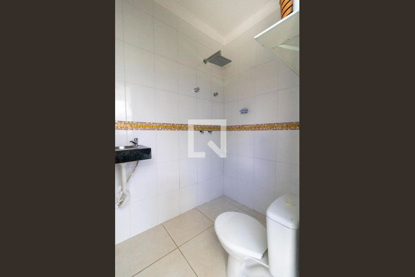 Casa à Venda - Swiss Park, 4 Quartos,  330 m2 em , Campinas - sp | SoloBR