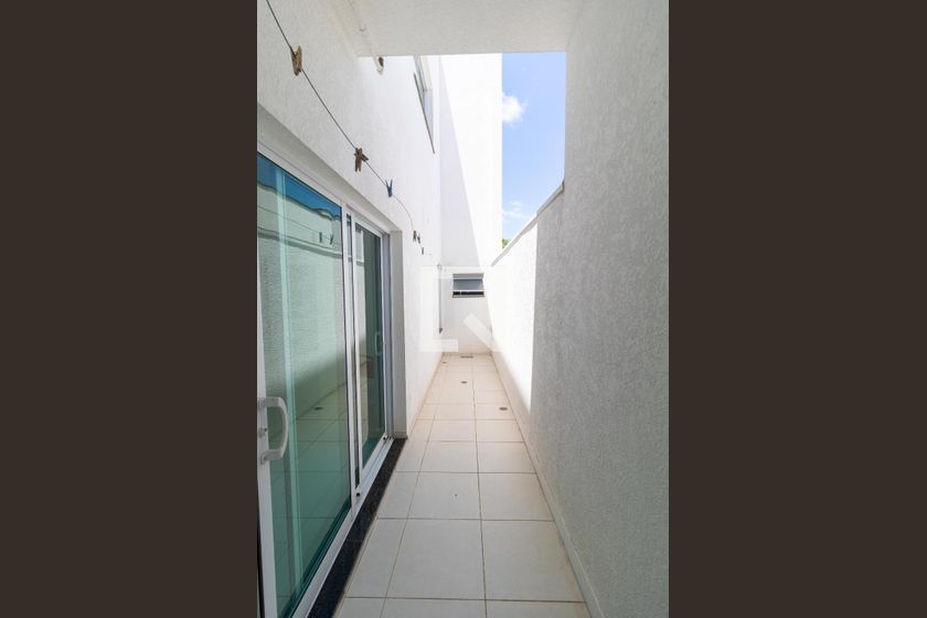 Casa à Venda - Swiss Park, 4 Quartos,  330 m2 em , Campinas - sp | SoloBR