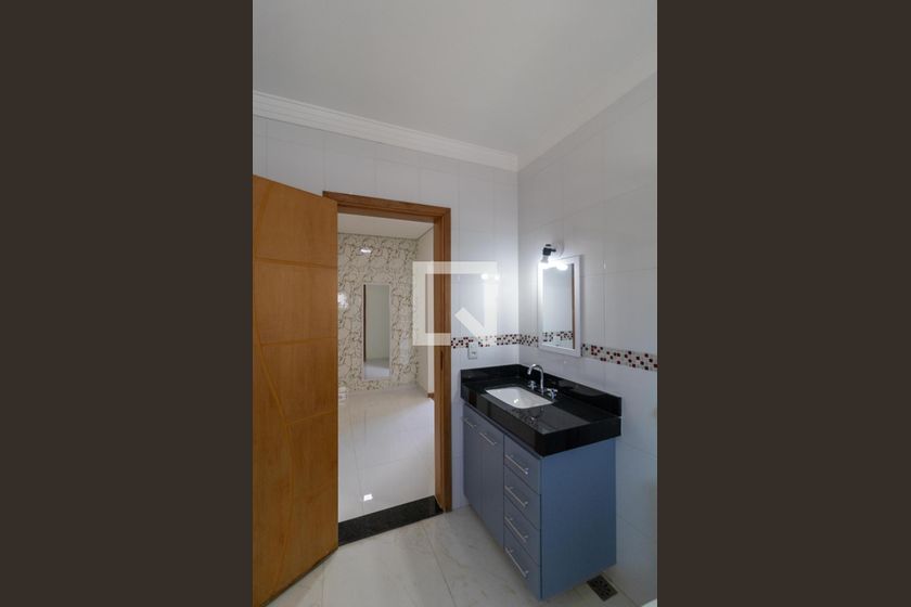 Casa à Venda - Swiss Park, 4 Quartos,  330 m2 em , Campinas - sp | SoloBR