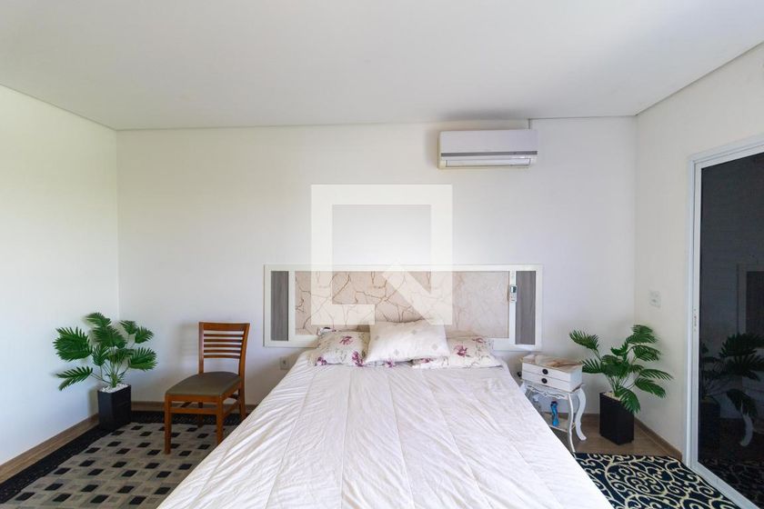 Casa à Venda - Swiss Park, 4 Quartos,  330 m2 em , Campinas - sp | SoloBR
