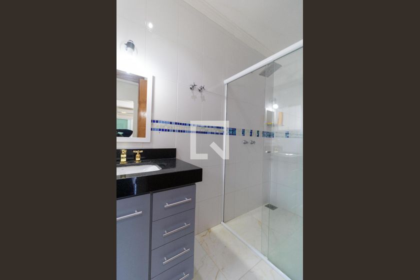 Casa à Venda - Swiss Park, 4 Quartos,  330 m2 em , Campinas - sp | SoloBR