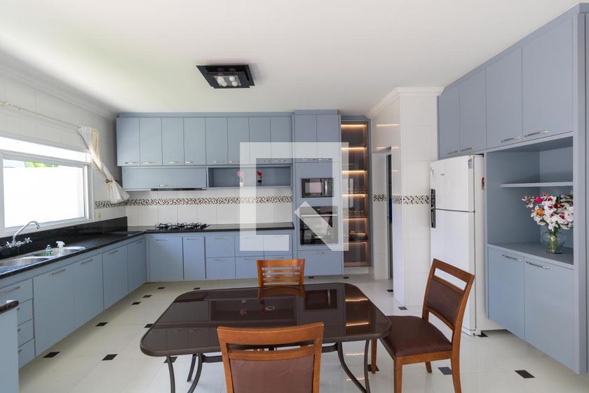 Casa à Venda - Swiss Park, 4 Quartos,  330 m2 em , Campinas - sp | SoloBR