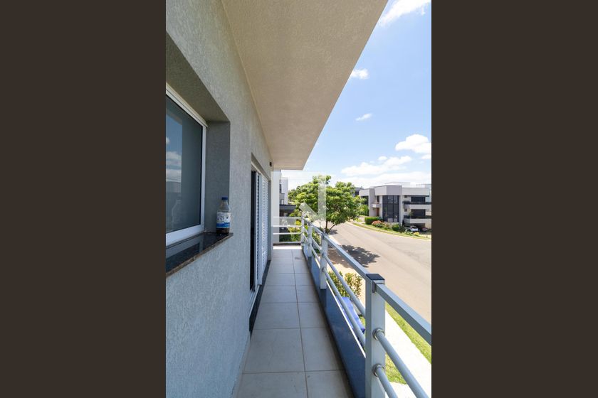 Casa à Venda - Swiss Park, 4 Quartos,  330 m2 em , Campinas - sp | SoloBR