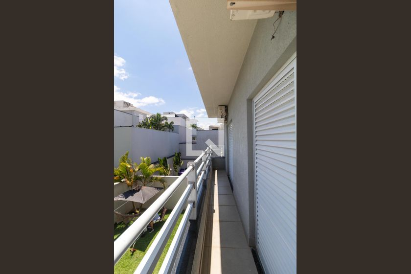 Casa à Venda - Swiss Park, 4 Quartos,  330 m2 em , Campinas - sp | SoloBR