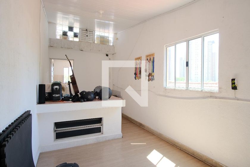 Casa, 1 quarto, 280 m² - Foto 1