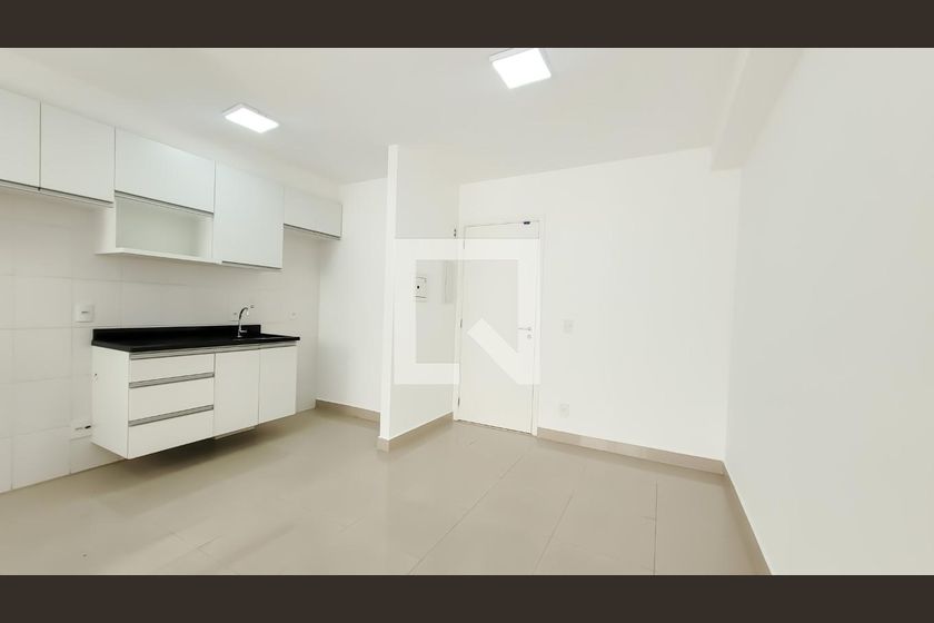 Apartamento à Venda - Centro, 1 Quarto,  39 m2 em , Campinas - sp | SoloBR