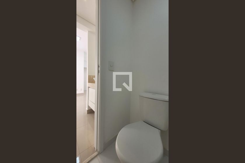 Apartamento à Venda - Centro, 1 Quarto,  39 m2 em , Campinas - sp | SoloBR