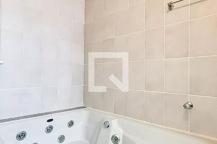 Casa à Venda - Guanabara, 4 Quartos,  400 m2 em , Campinas - sp | SoloBR