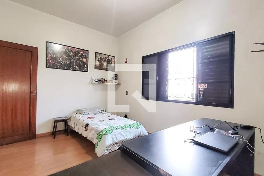 Casa à Venda - Guanabara, 4 Quartos,  400 m2 em , Campinas - sp | SoloBR