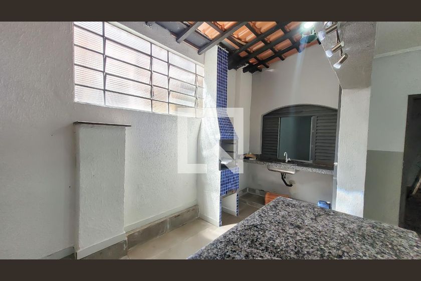 Casa à Venda - Bosque, 3 Quartos,  160 m2 em , Campinas - sp | SoloBR