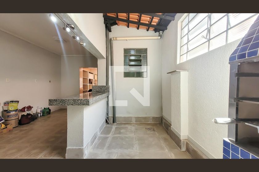 Casa à Venda - Bosque, 3 Quartos,  160 m2 em , Campinas - sp | SoloBR