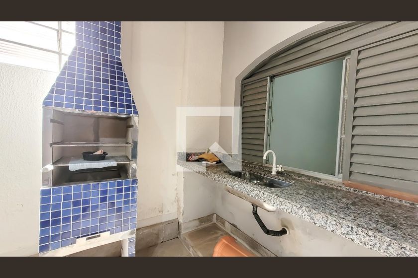 Casa à Venda - Bosque, 3 Quartos,  160 m2 em , Campinas - sp | SoloBR