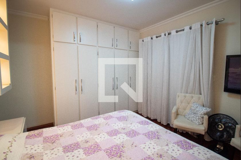 Casa, 4 quartos, 225 m² - Foto 42