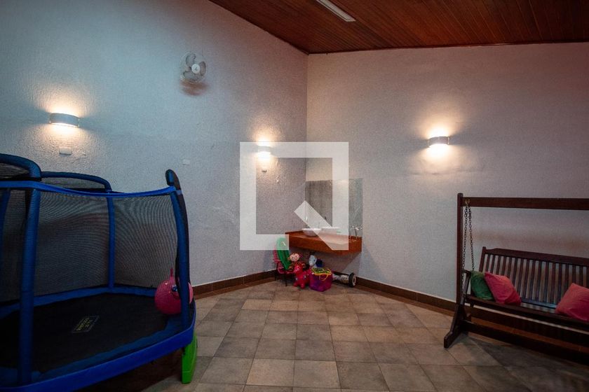 Casa, 4 quartos, 225 m² - Foto 34