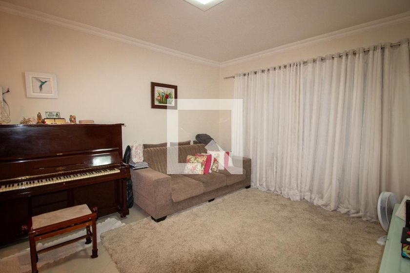 Casa, 4 quartos, 225 m² - Foto 1