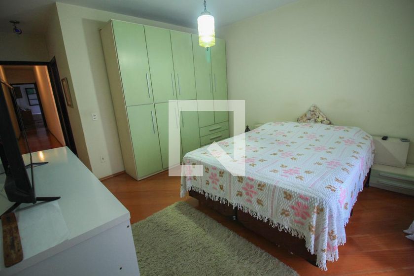 Casa, 3 quartos, 220 m² - Foto 25