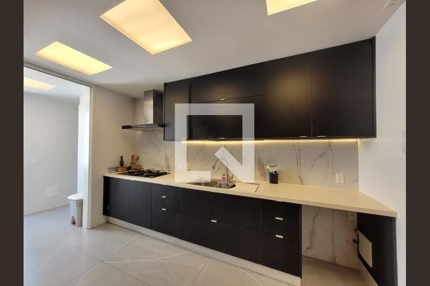 Cobertura, 3 quartos, 220 m² - Foto 3
