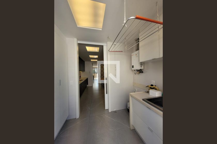 Cobertura, 3 quartos, 220 m² - Foto 9