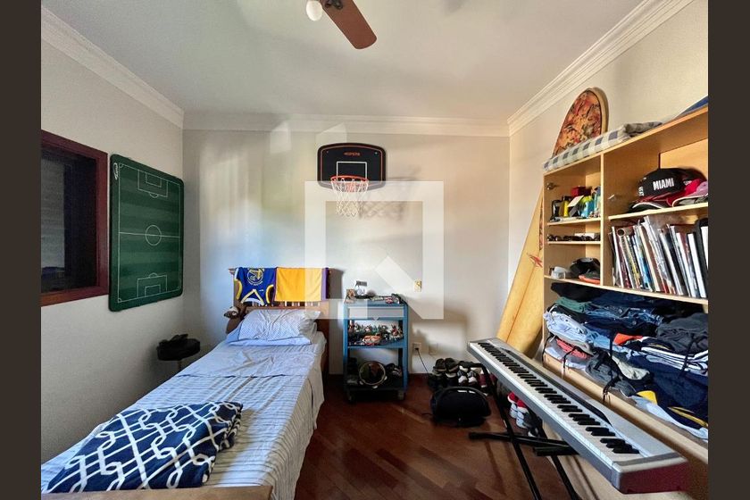 Casa à Venda - Lot. Alphaville Campinas, 4 Quartos,  265 m2 em , Campinas - sp | SoloBR