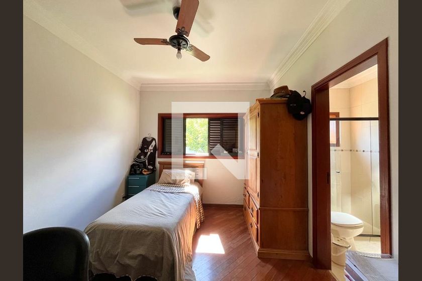 Casa à Venda - Lot. Alphaville Campinas, 4 Quartos,  265 m2 em , Campinas - sp | SoloBR