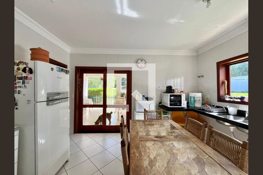Casa à Venda - Lot. Alphaville Campinas, 4 Quartos,  265 m2 em , Campinas - sp | SoloBR