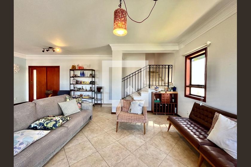 Casa à Venda - Lot. Alphaville Campinas, 4 Quartos,  265 m2 em , Campinas - sp | SoloBR