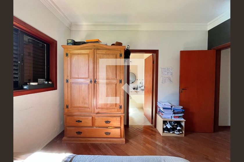 Casa à Venda - Lot. Alphaville Campinas, 4 Quartos,  265 m2 em , Campinas - sp | SoloBR
