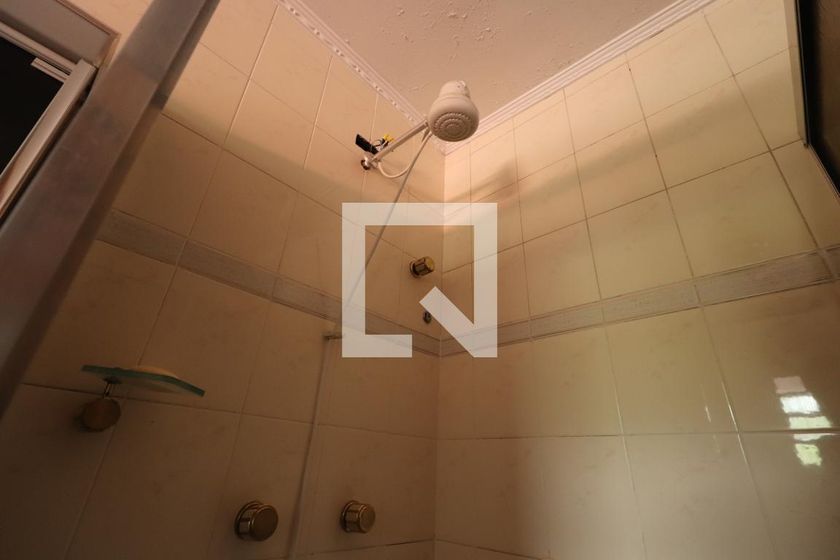 Casa, 3 quartos, 285 m² - Foto 38