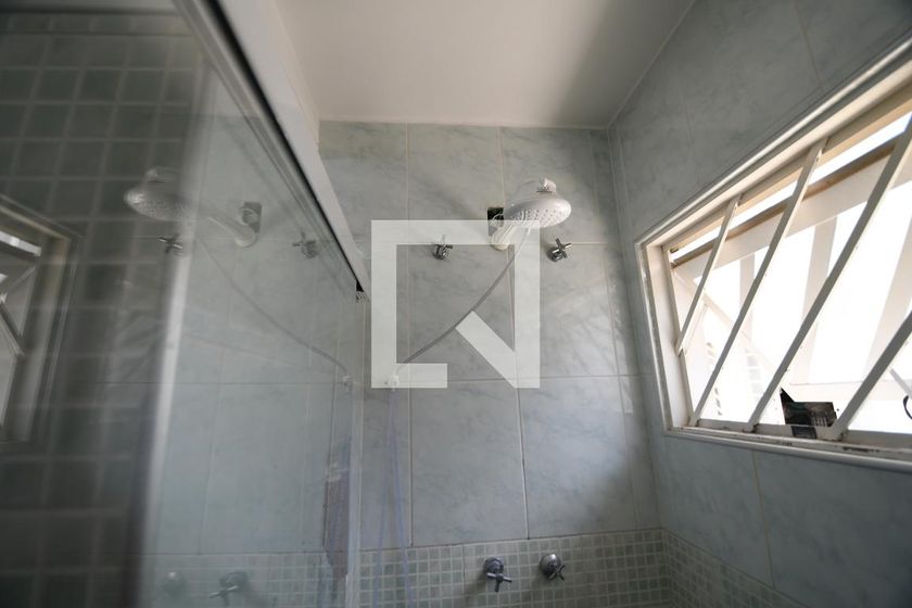 Casa à Venda - Cambuí, 3 Quartos,  190 m2 em , Campinas - sp | SoloBR