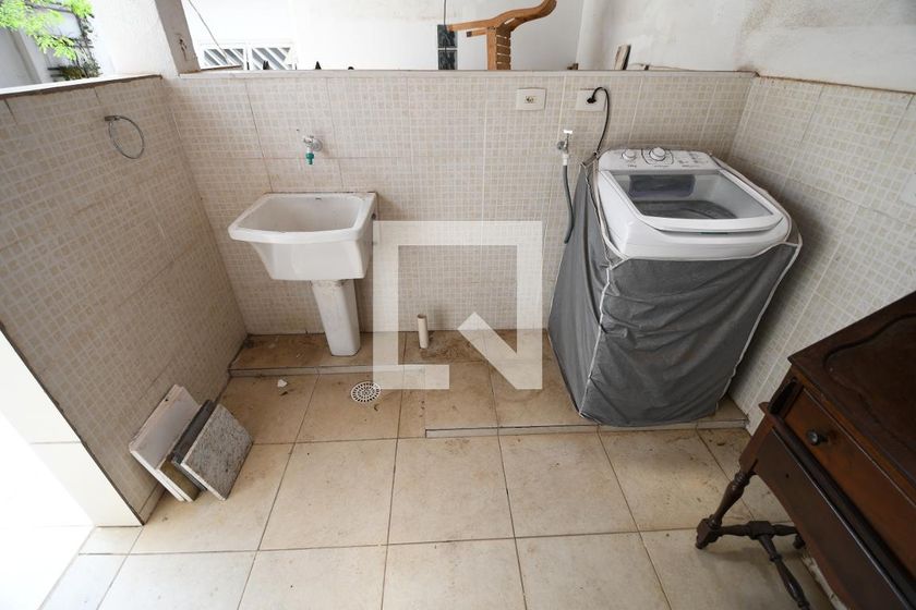 Casa à Venda - Cambuí, 3 Quartos,  190 m2 em , Campinas - sp | SoloBR