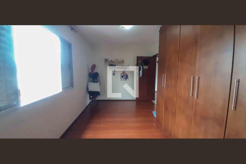 Casa, 4 quartos, 210 m² - Foto 32