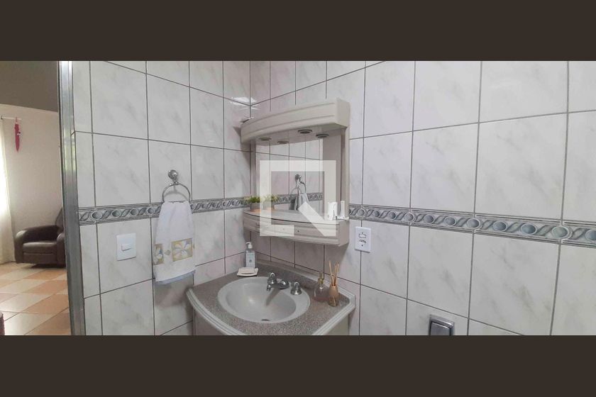 Casa, 4 quartos, 210 m² - Foto 43