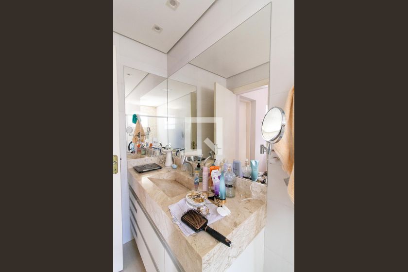 Casa à Venda - Guanabara, 3 Quartos,  197 m2 em , Campinas - sp | SoloBR