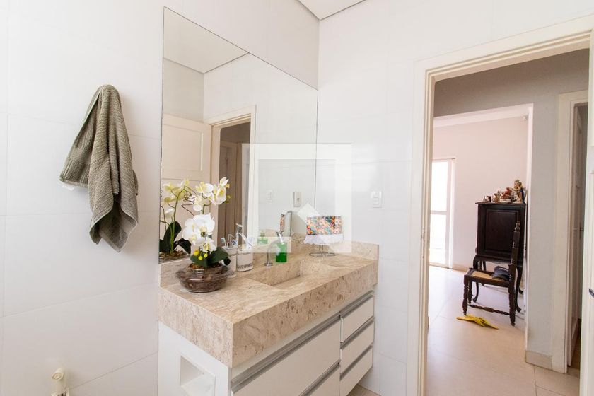 Casa à Venda - Guanabara, 3 Quartos,  197 m2 em , Campinas - sp | SoloBR