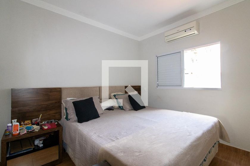 Casa à Venda - Guanabara, 3 Quartos,  197 m2 em , Campinas - sp | SoloBR