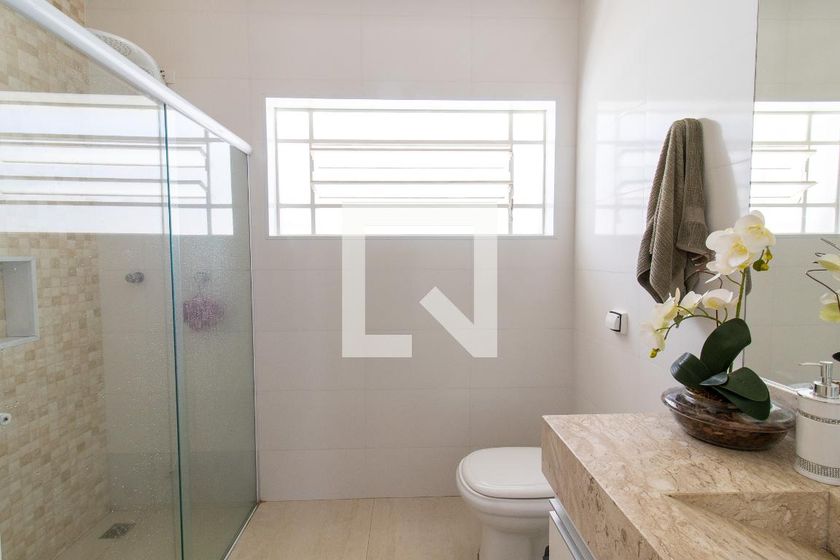 Casa à Venda - Guanabara, 3 Quartos,  197 m2 em , Campinas - sp | SoloBR
