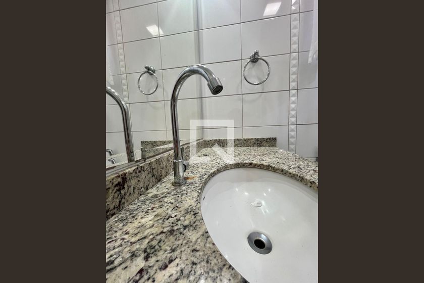 Apartamento à Venda - Cambuí, 2 Quartos,  75 m2 em , Campinas - sp | SoloBR