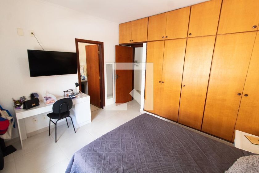 Casa à Venda - Fazenda Santa Cândida, 4 Quartos,  450 m2 em , Campinas - sp | SoloBR